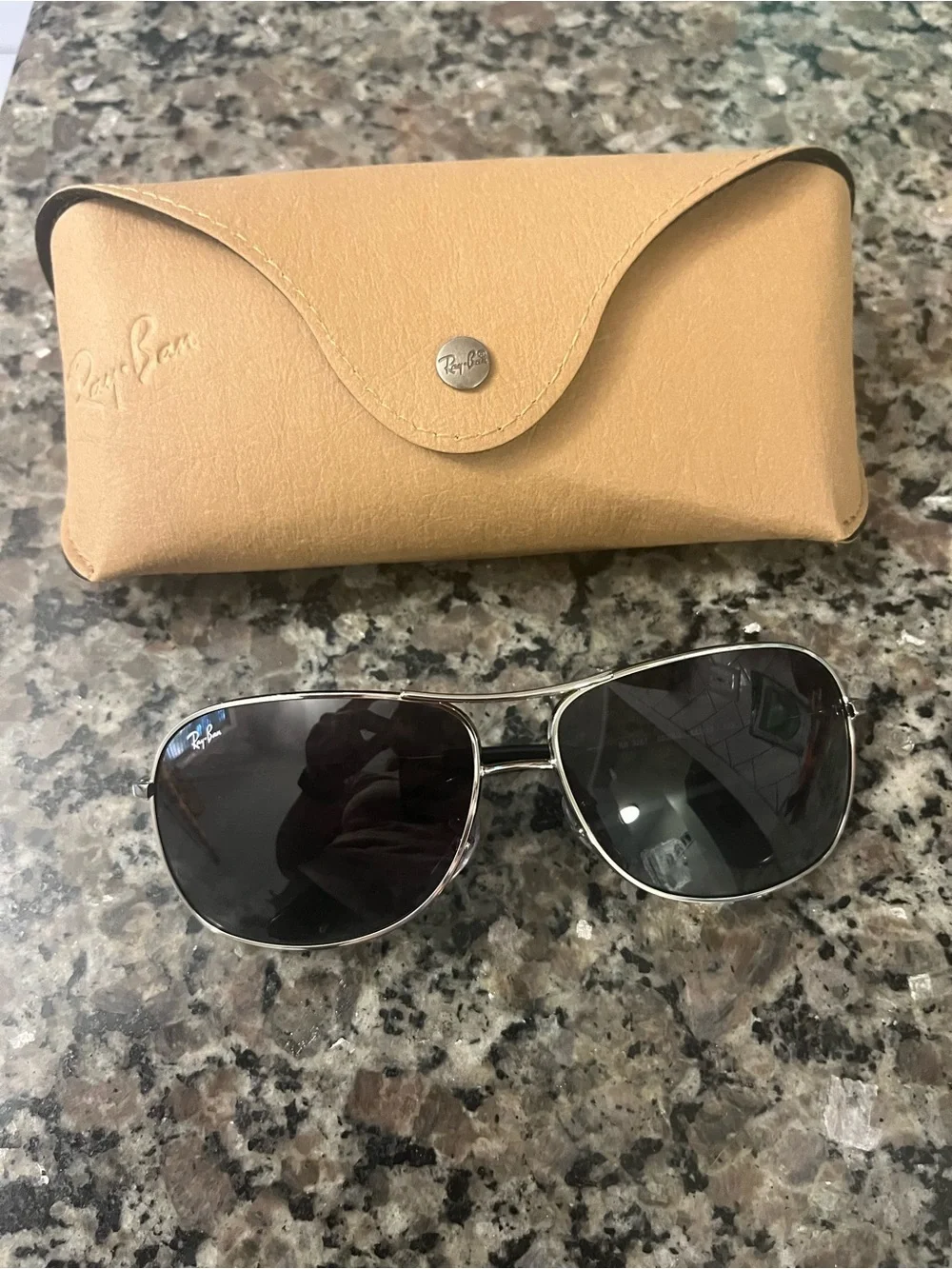 Ray-Ban classic ray